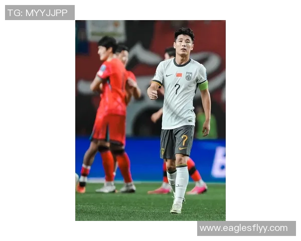 足球明星的成长之路：从青涩少年到世界级球员的训练与坚持