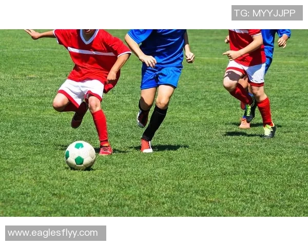 足球明星无水印高清壁纸下载尽享足球魅力与激情瞬间的完美呈现 足球明星无水印高清壁纸下载尽享足球魅力与激情瞬间的完美呈现